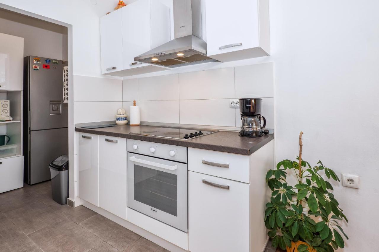 Apartman Neda Сплит Екстериор снимка