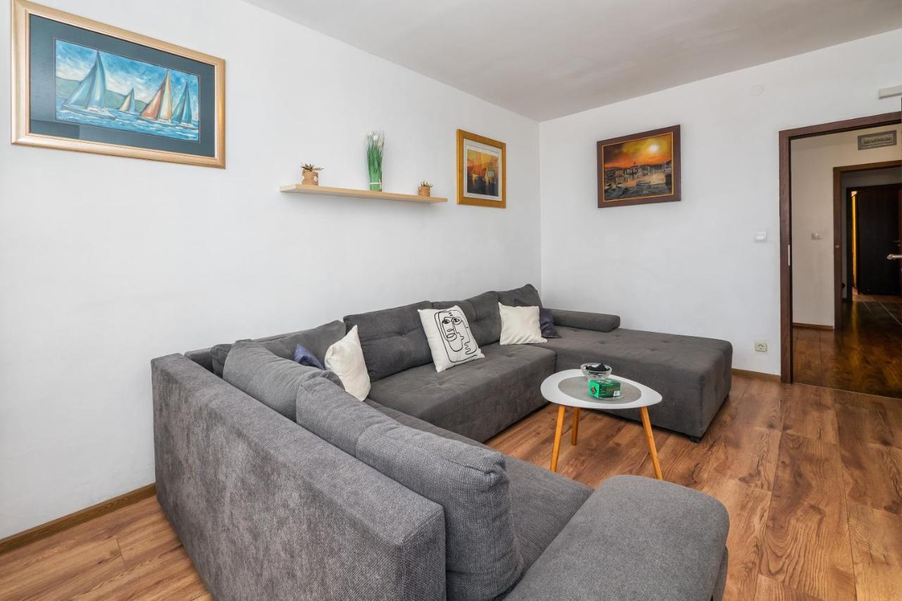 Apartman Neda Сплит Екстериор снимка
