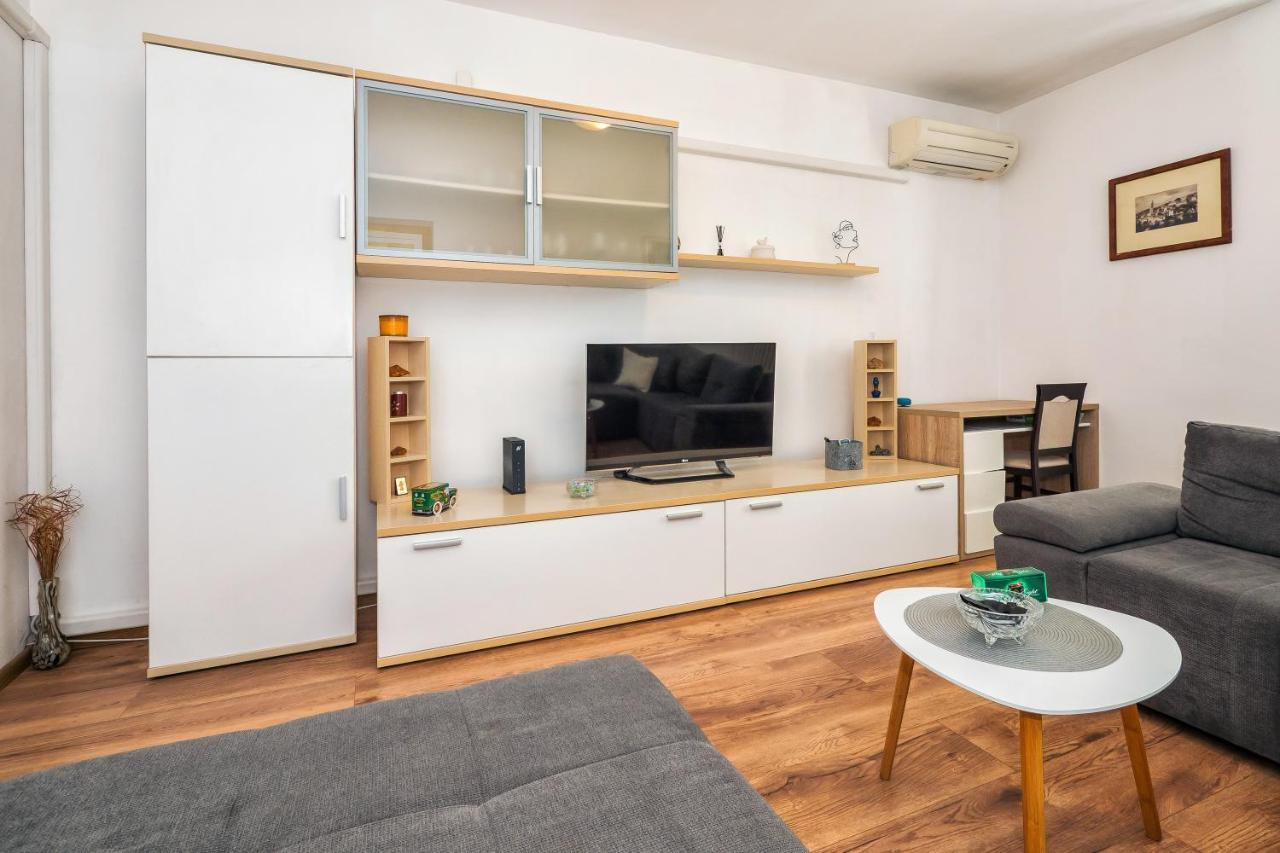 Apartman Neda Сплит Екстериор снимка