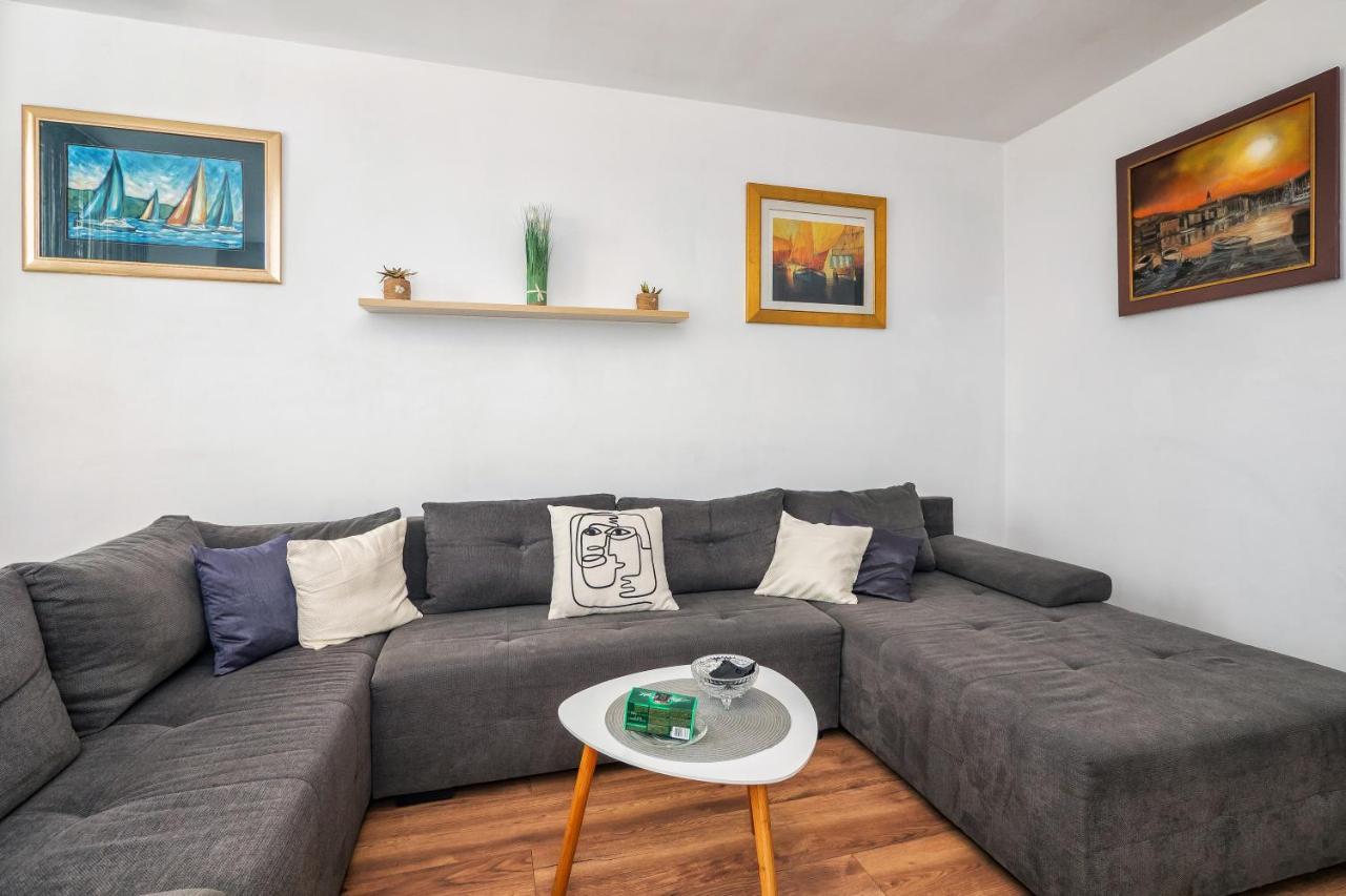 Apartman Neda Сплит Екстериор снимка